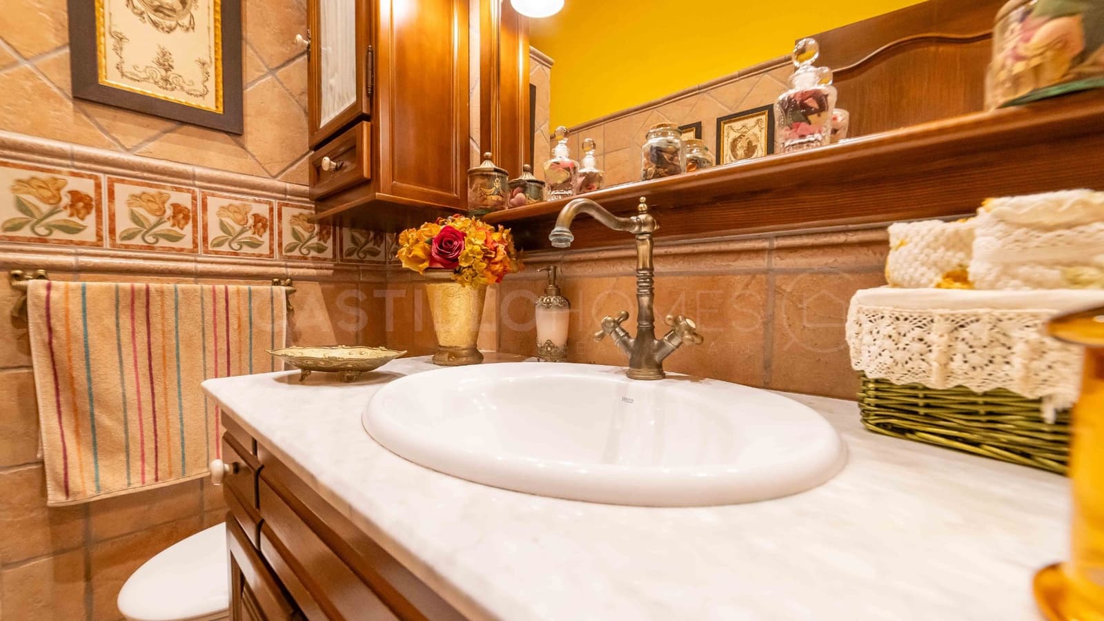 4 Zimmer Villa zu verkaufen in Bigastro mit Pool Garage - 454.900 € (Ref: 9461774)