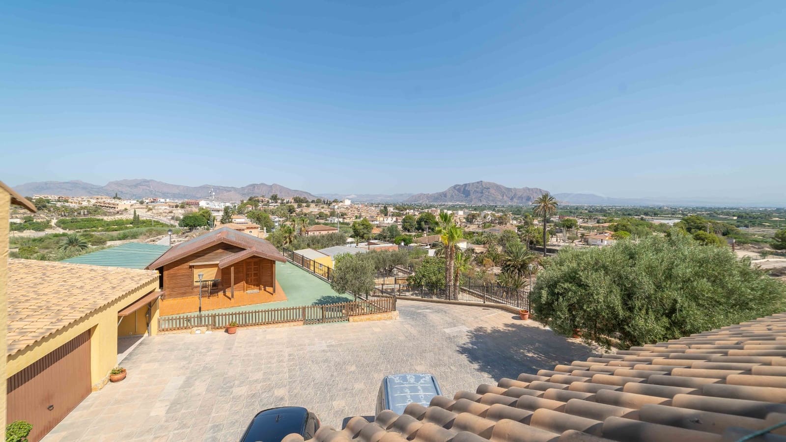 4 Zimmer Villa zu verkaufen in Bigastro mit Pool Garage - 454.900 € (Ref: 9461774)