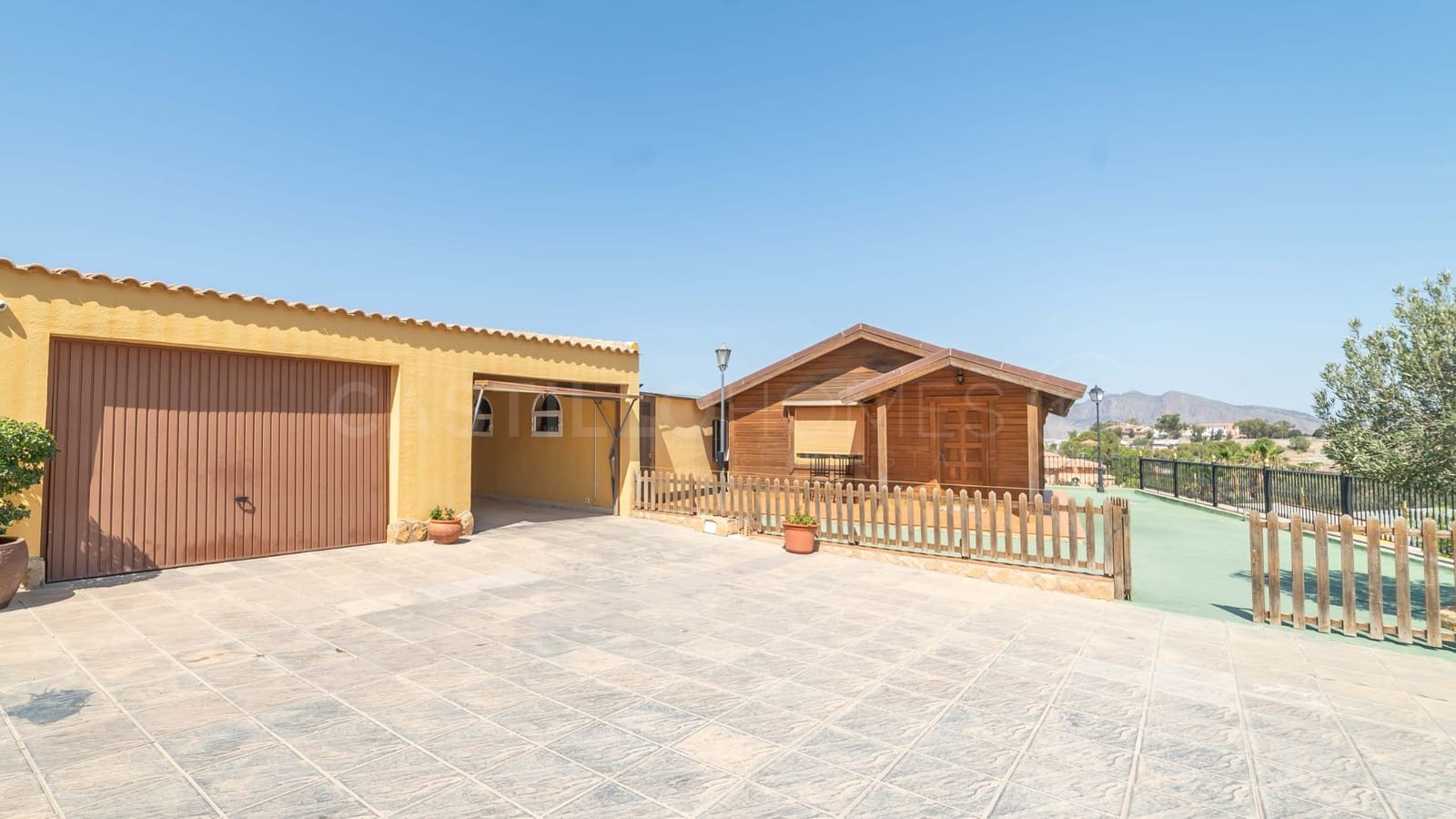 4 Zimmer Villa zu verkaufen in Bigastro mit Pool Garage - 454.900 € (Ref: 9461774)