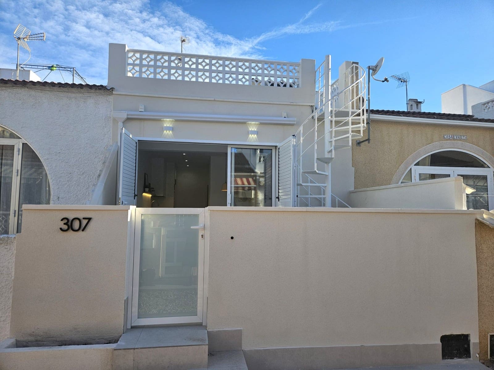 2 sypialnia Bungalow na sprzedaż w El Chaparral - 149 000 € (Ref: 9496642)