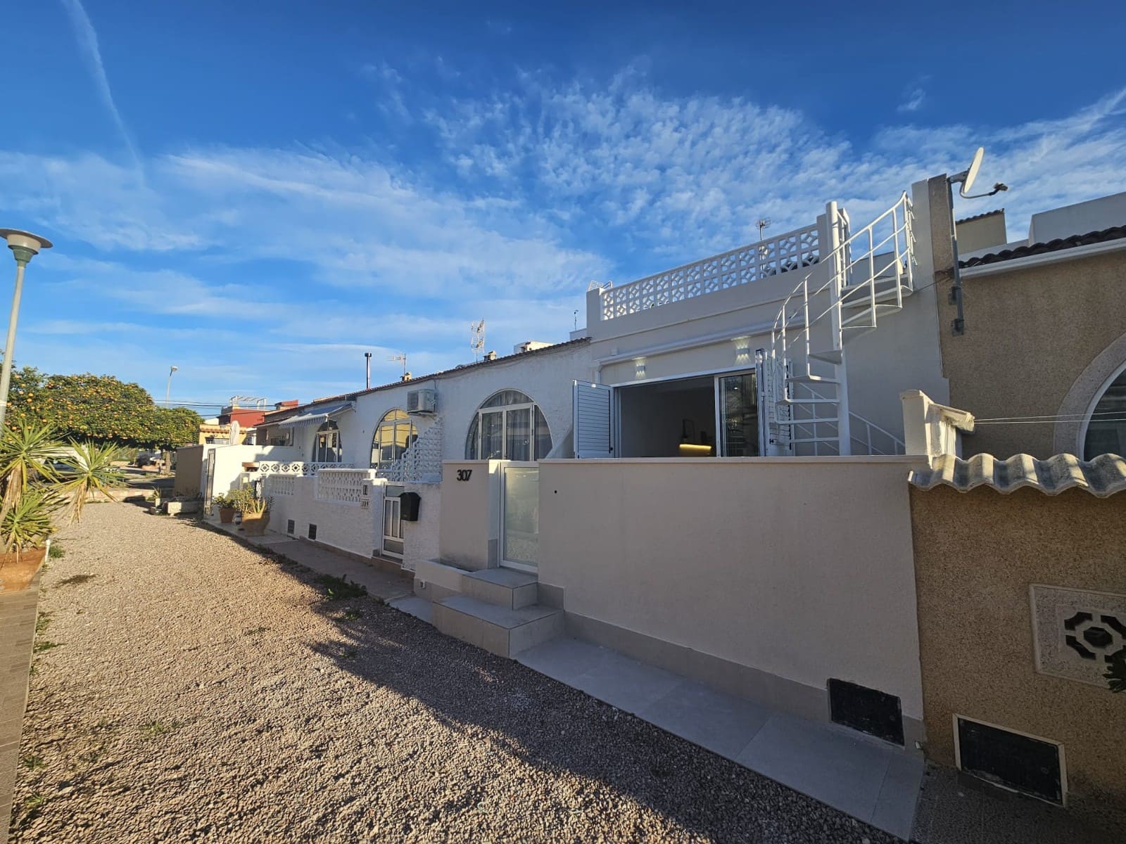 2 sypialnia Bungalow na sprzedaż w El Chaparral - 149 000 € (Ref: 9496642)