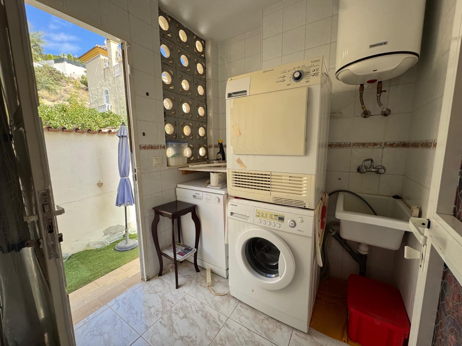 3 bedroom Townhouse for sale in Rojales with pool garage - € 249,000 (Ref: 9499903)