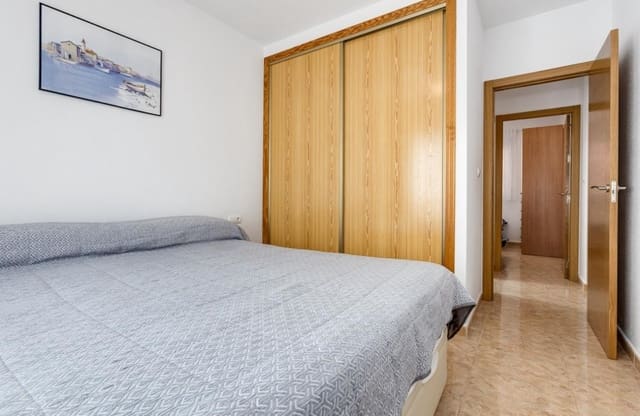 2 slaapkamer Appartement te koop in Torreblanca, Torrevieja met zwembad - € 181.500 (Ref: 9525933)