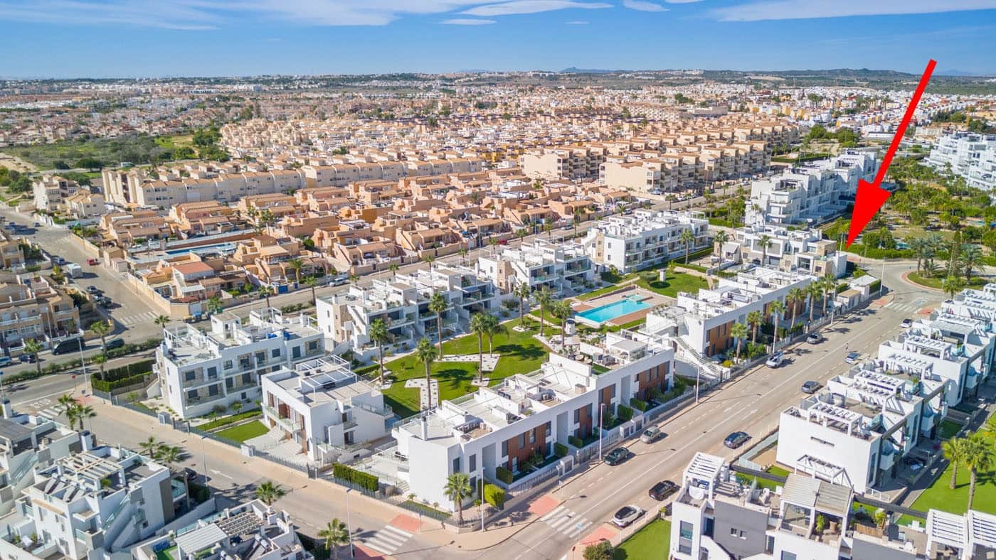 3 chambre Bungalow à vendre à Torrevieja - 569 000 € (Ref: 9526636)