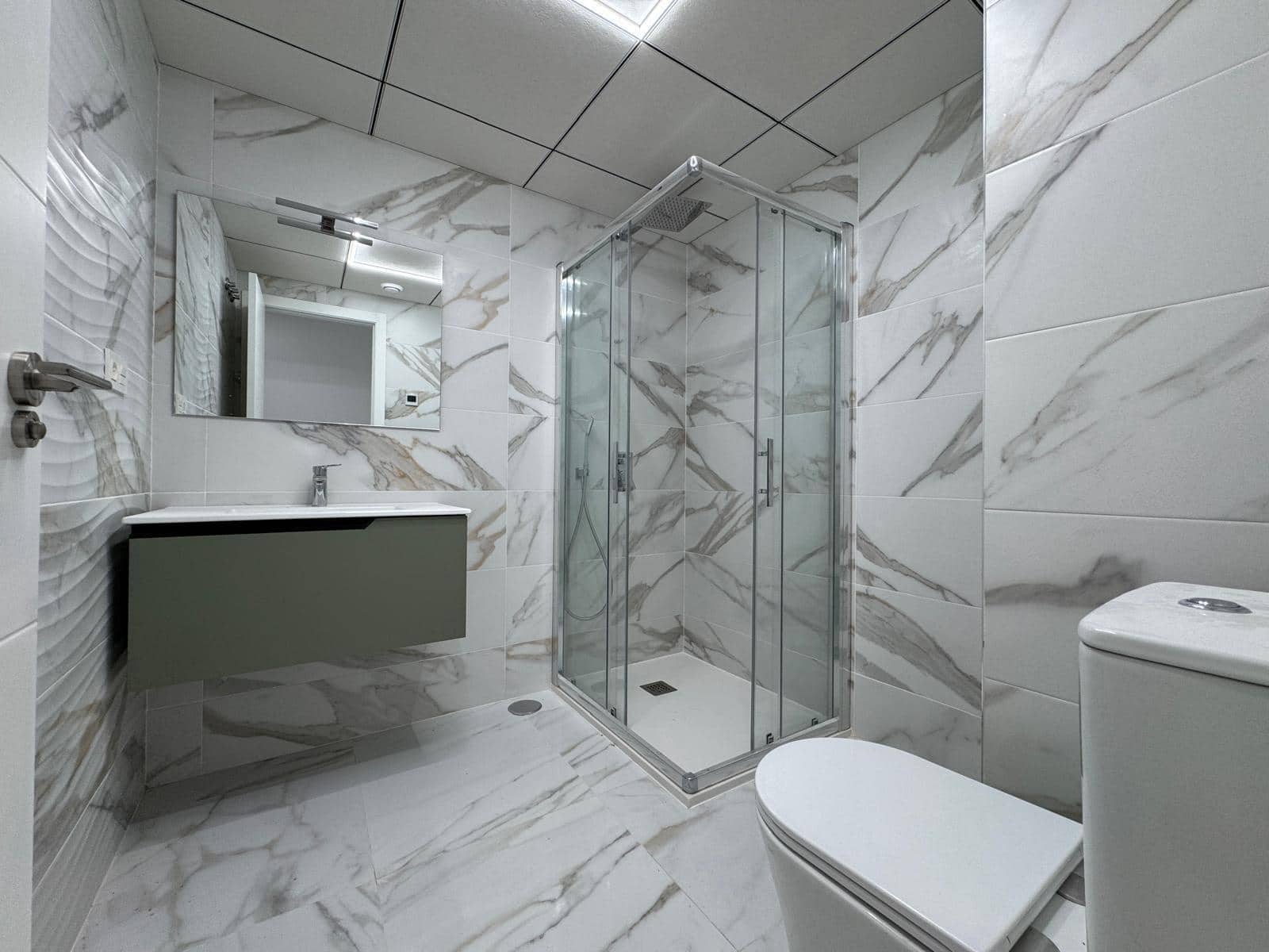 2 bedroom Apartment for sale in Torrevieja - € 228,000 (Ref: 9526656)