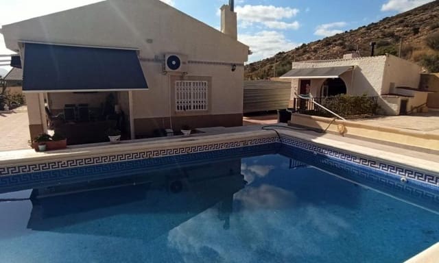 3 sovrum Villa till salu i Carrús Oest - El Toscar, Elche / Elx med pool - 550 000 € (Ref: 9526839)