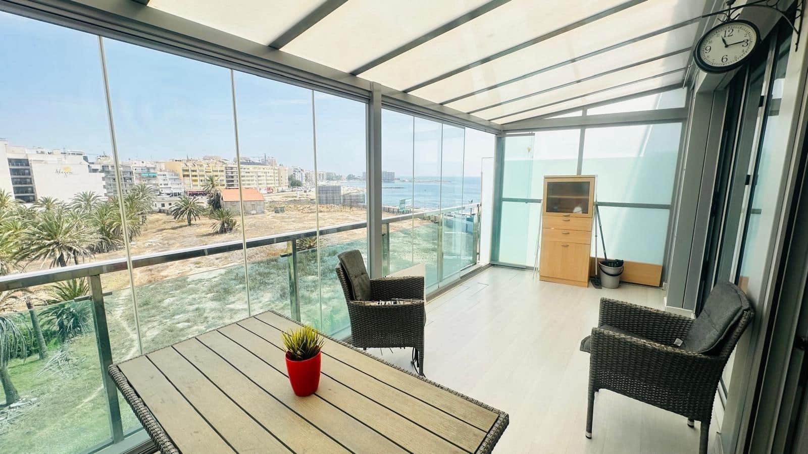 2 camera da letto Attico in vendita in Torrevieja con piscina - 241.000 € (Rif: 9526944)