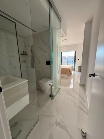 Ático de 2 habitaciones en El Raso, Guardamar del Segura en venta - 289.000 € (Ref: 9526966)