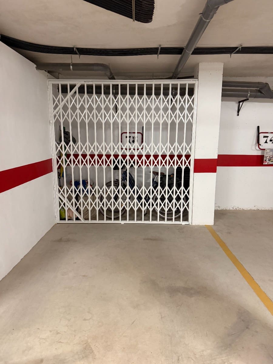 Ático de 2 habitaciones en Guardamar del Segura en venta - 289.000 € (Ref: 9526966)