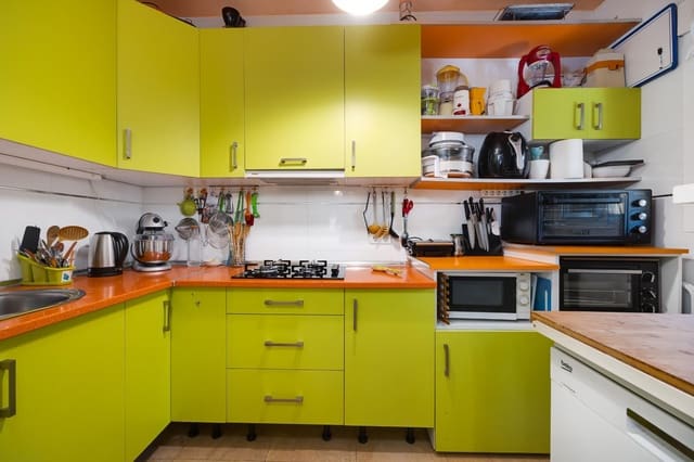 Chalet de 4 habitaciones en Playa de los Locos, Torrevieja en venta - 280.000 € (Ref: 9527107)