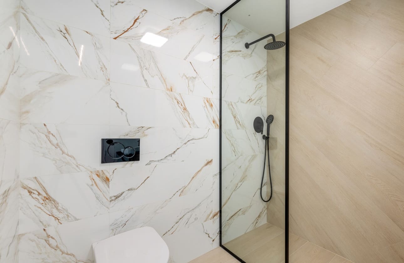 2 slaapkamer Penthouse te koop in Guardamar del Segura met zwembad - € 251.000 (Ref: 9528392)