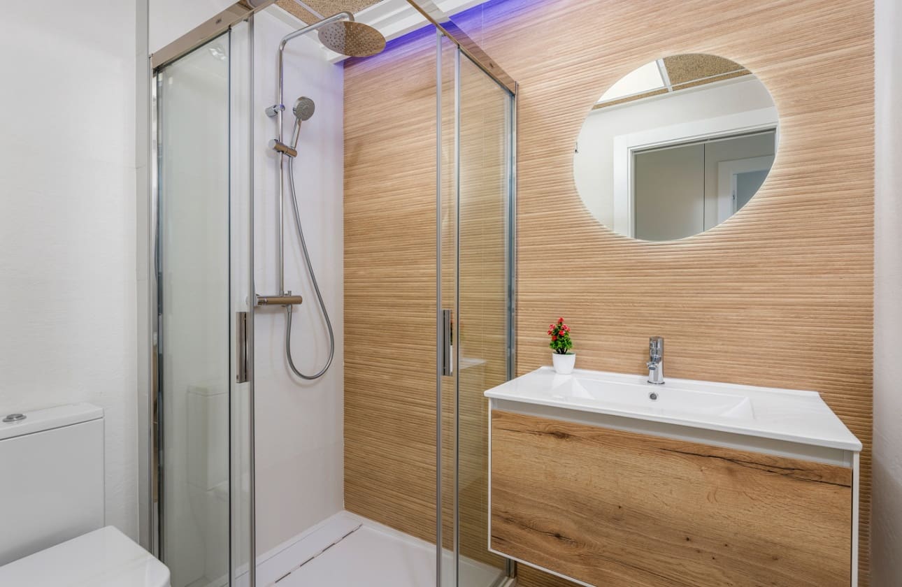 3 quarto Bungalow para venda em Torrevieja com piscina - 305 000 € (Ref: 9529516)