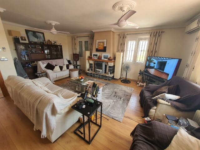 6 sypialnia Willa na sprzedaż w Los Balcones - Los Altos, Torrevieja - 617 000 € (Ref: 9529817)