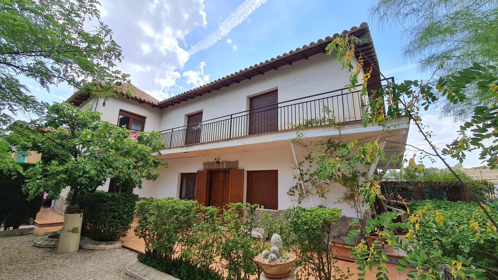 8 bedroom Villa for sale in Monovar / Monover with pool garage - € 399,995 (Ref: 9529951)