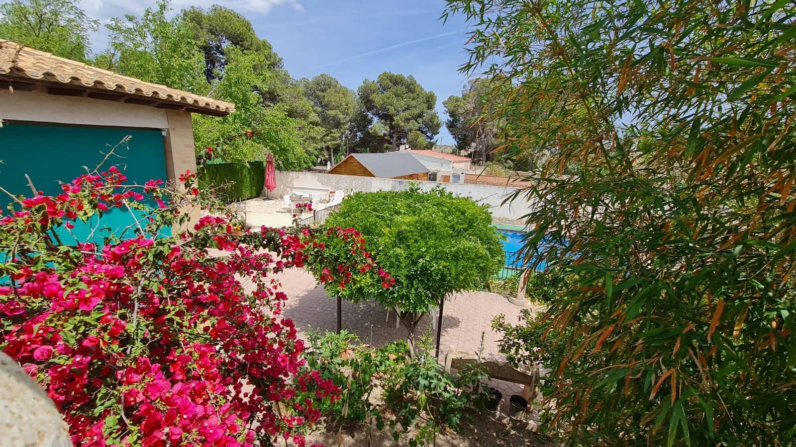 8 bedroom Villa for sale in Monovar / Monover with pool garage - € 399,995 (Ref: 9529951)