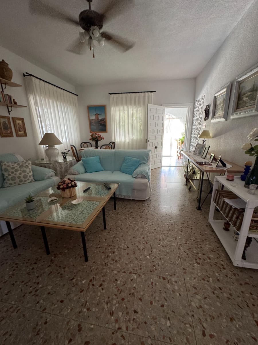 4 sovrum Villa till salu i Albatera med pool - 385 000 € (Ref: 9530013)