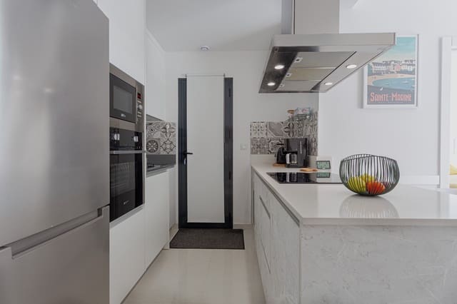 1 sypialnia Apartament na sprzedaż w Avenida Habaneras - Curva de Palangre, Torrevieja - 175 000 € (Ref: 9550910)