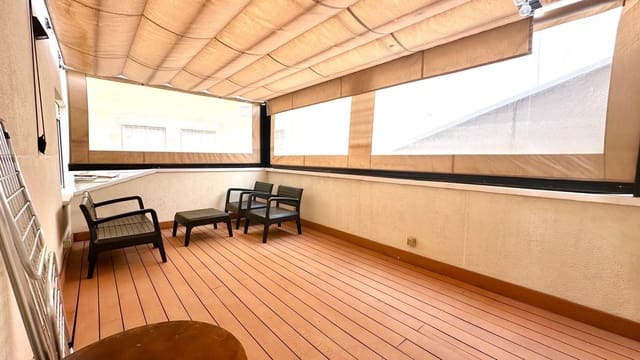4 camera da letto Appartamento in vendita in Centro - Muelle Pesquero, Torrevieja - 249.900 € (Rif: 9550938)