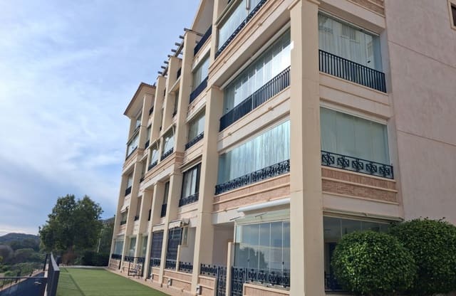 2 camera da letto Appartamento sulla Spiaggia in vendita in Los Secanos, Guardamar del Segura con piscina - 235.000 € (Rif: 9572256)