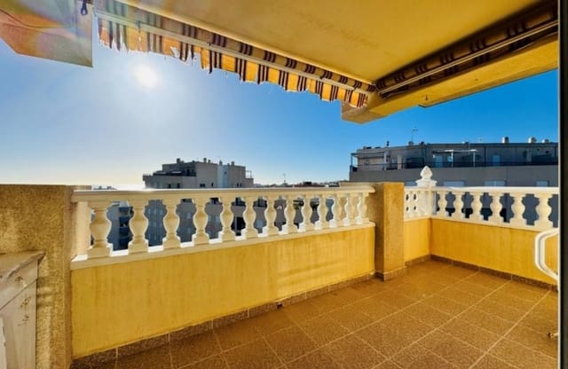 3 bedroom Penthouse for sale in La Mata, Torrevieja with pool - € 470,000 (Ref: 9585198)