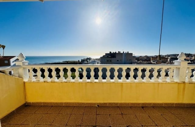 3 bedroom Penthouse for sale in La Mata, Torrevieja with pool - € 470,000 (Ref: 9585198)