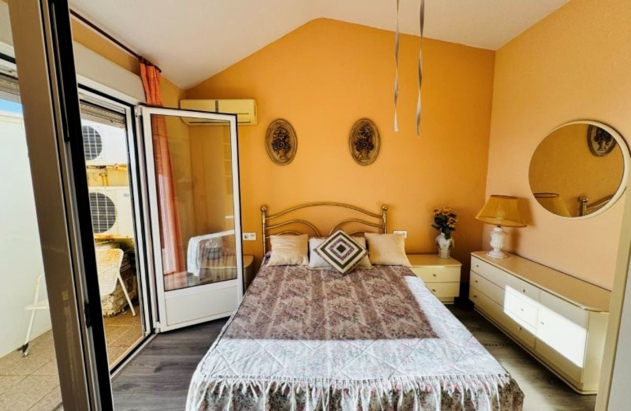 3 bedroom Penthouse for sale in La Mata with pool - € 470,000 (Ref: 9585198)