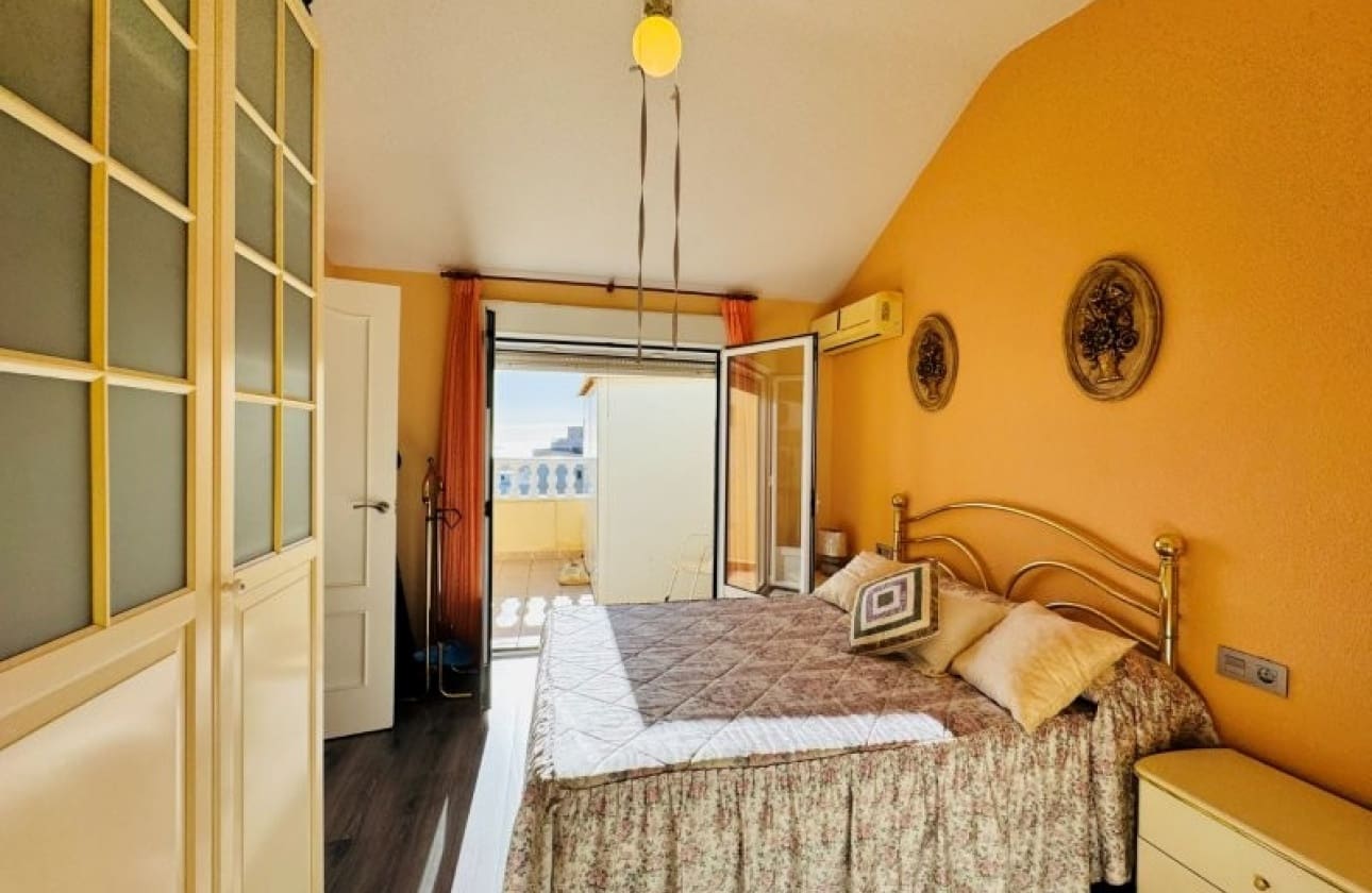 3 bedroom Penthouse for sale in La Mata with pool - € 470,000 (Ref: 9585198)