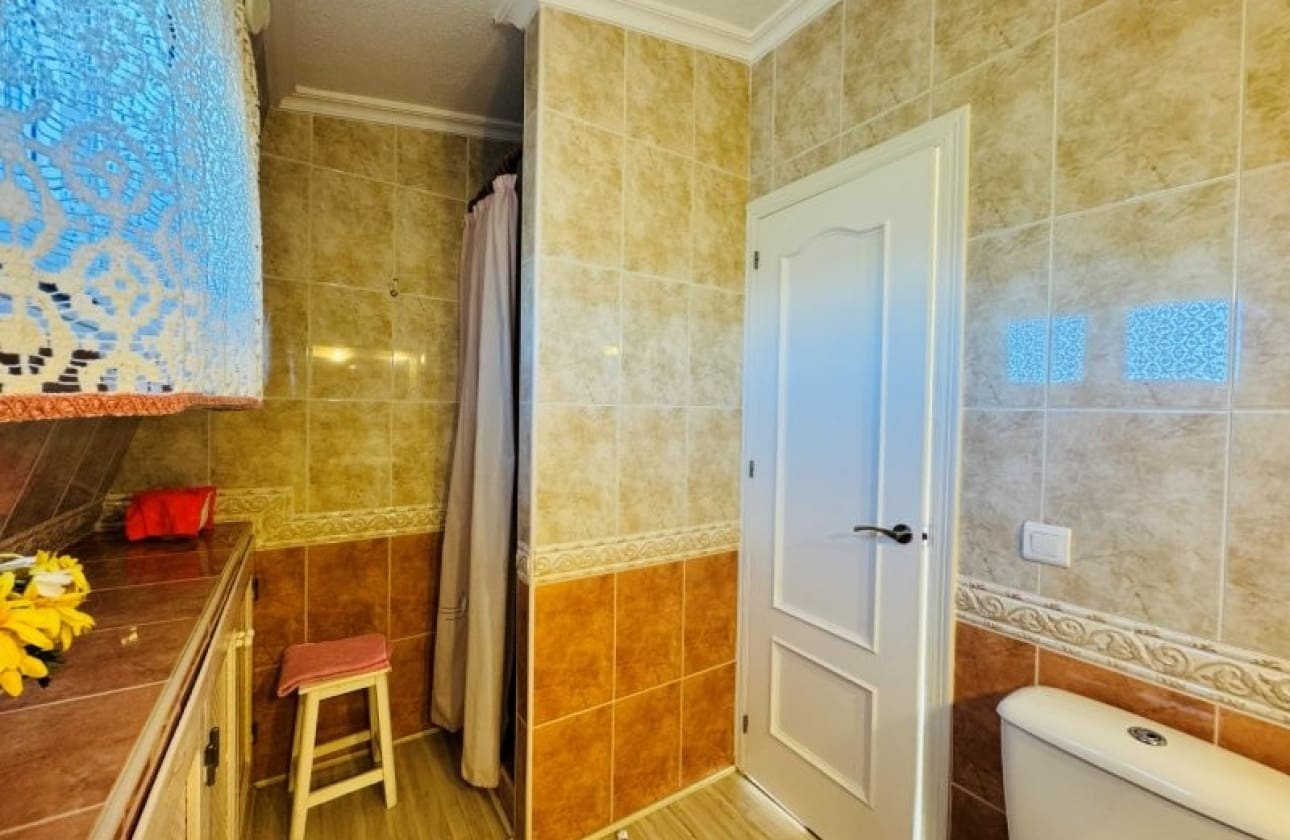 3 bedroom Penthouse for sale in La Mata with pool - € 470,000 (Ref: 9585198)