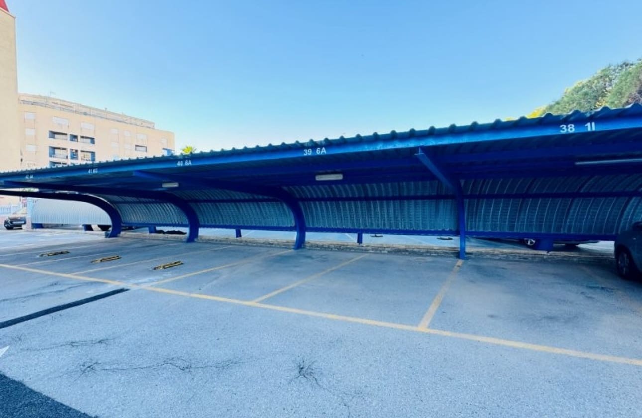 3 bedroom Penthouse for sale in La Mata with pool - € 470,000 (Ref: 9585198)