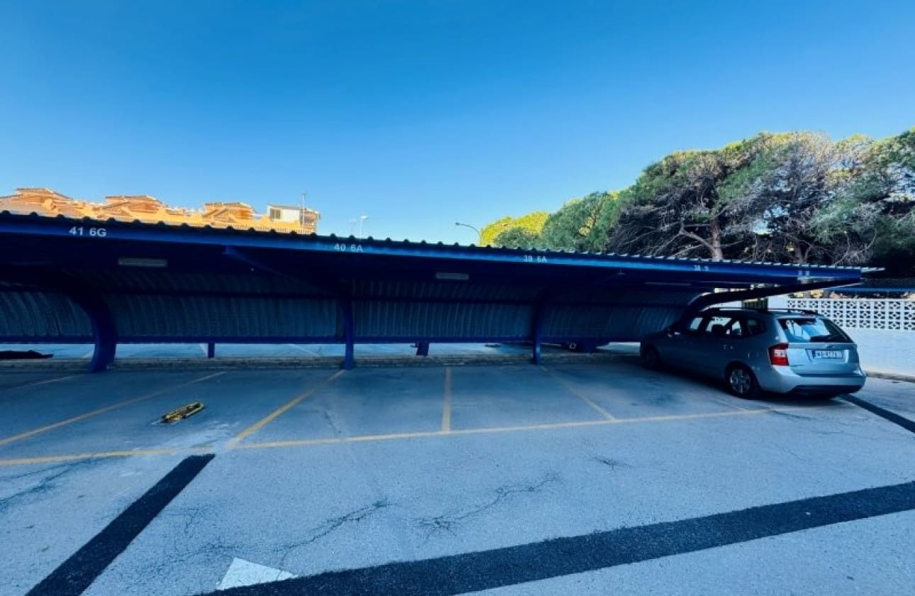 3 bedroom Penthouse for sale in La Mata with pool - € 470,000 (Ref: 9585198)