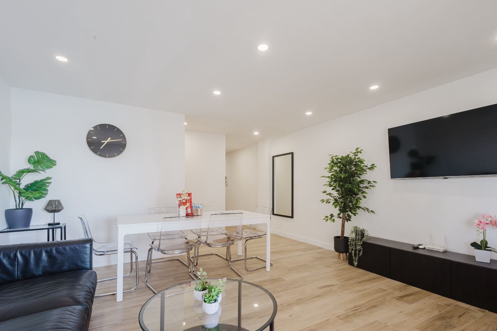 3 sypialnia Apartament przy plaży na sprzedaż w Torrevieja z basenem - 289 000 € (Ref: 9585200)