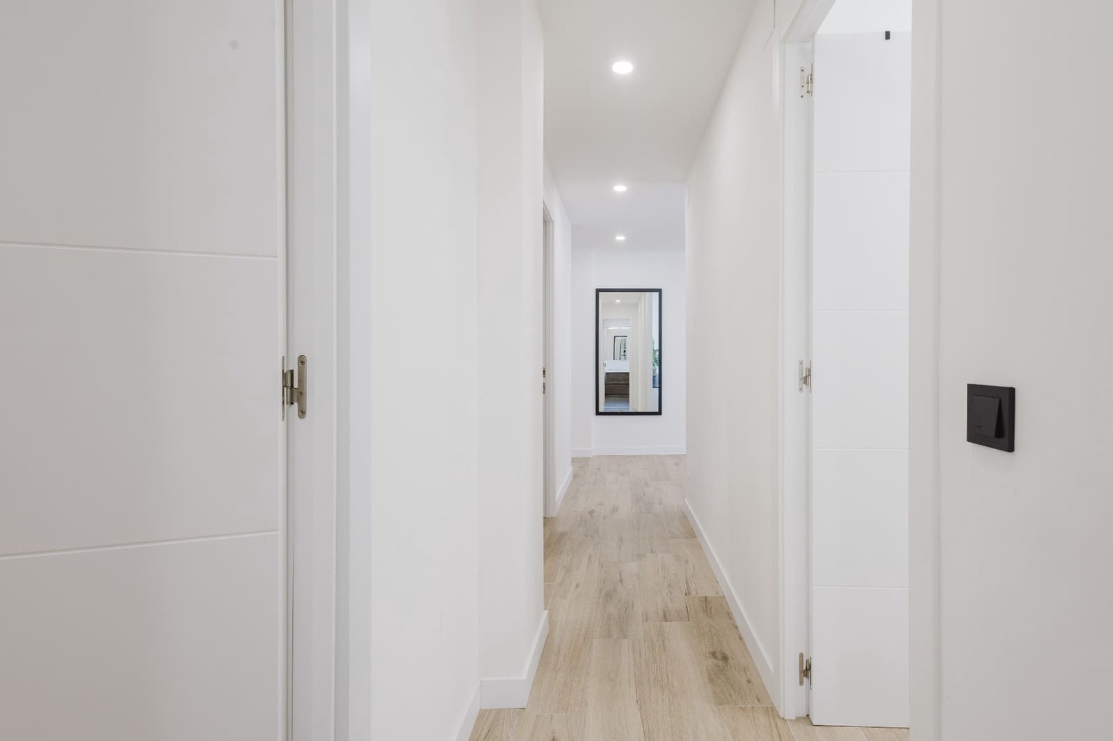 3 sypialnia Apartament przy plaży na sprzedaż w Torrevieja z basenem - 289 000 € (Ref: 9585200)