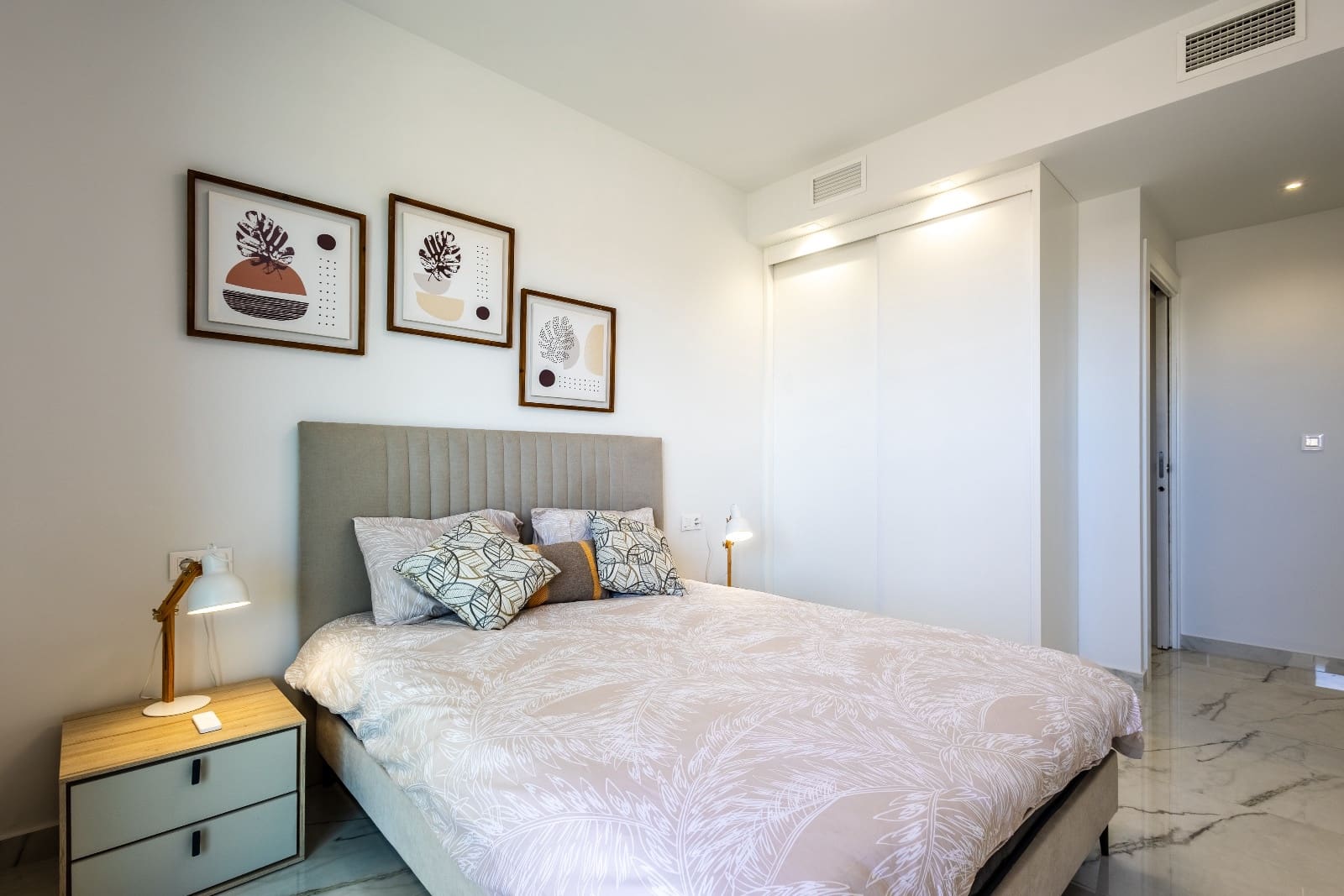 2 Zimmer Penthouse zu verkaufen in Orihuela Costa mit Garage - 599.000 € (Ref: 9590909)