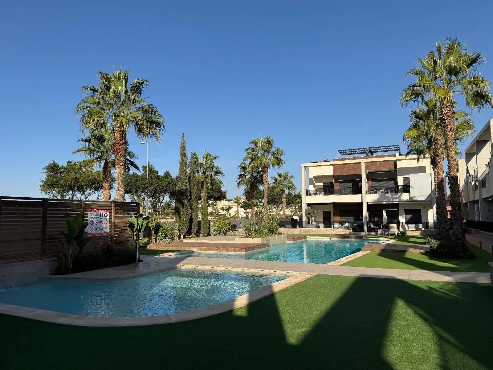 2 bedroom Bungalow for sale in El Raso - € 219,900 (Ref: 9593272)