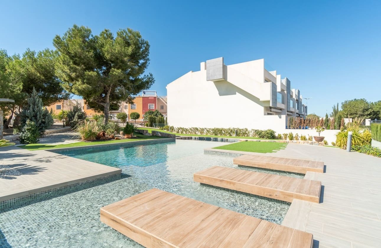 3 soveværelse Bungalow til salg i Los Balcones med swimmingpool - € 270.000 (Ref: 9594550)