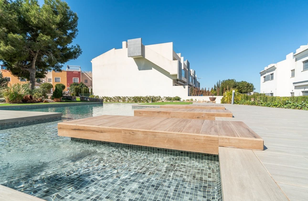 3 soveværelse Bungalow til salg i Los Balcones med swimmingpool - € 270.000 (Ref: 9594550)