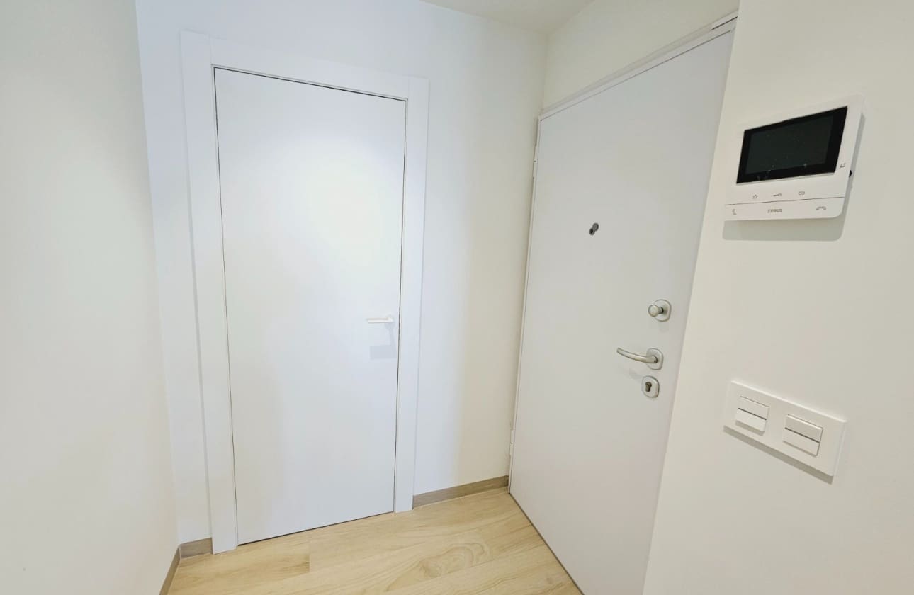 2 makuuhuone Huoneisto myytävänä paikassa El Raso mukana uima-altaan - 274 000 € (Ref: 9594554)