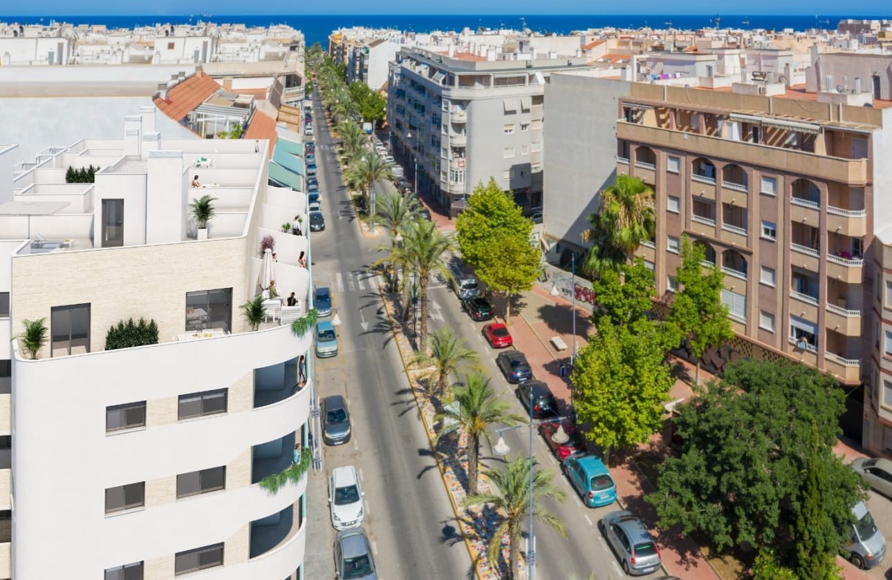 2 makuuhuone Huoneisto myytävänä paikassa Torrevieja mukana uima-altaan - 263 000 € (Ref: 9594555)