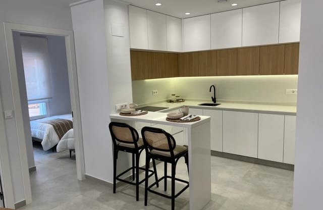 3 sypialnia Apartament na sprzedaż w El Raso, Guardamar del Segura z basenem garażem - 299 000 € (Ref: 9594556)