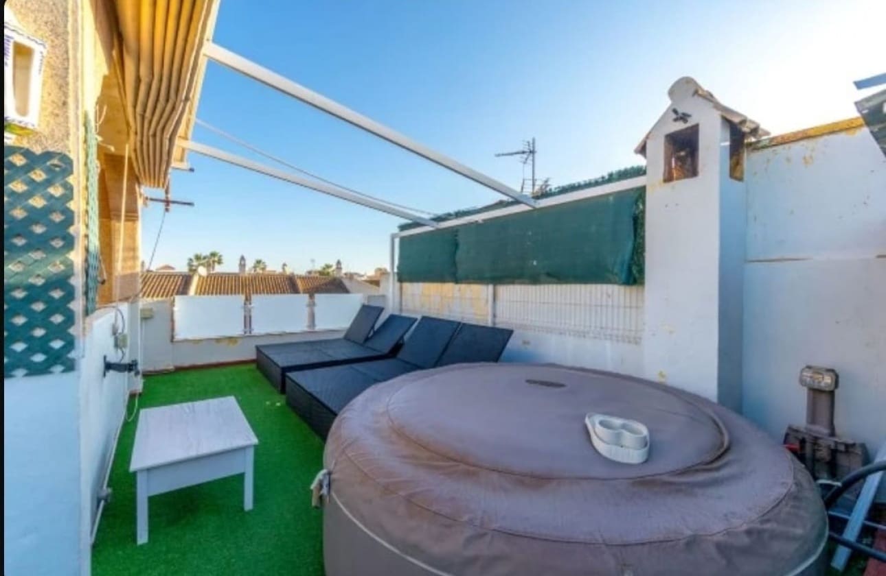 3 chambre Maison de Ville à vendre à Torrevieja avec piscine garage - 235 000 € (Ref: 9594560)