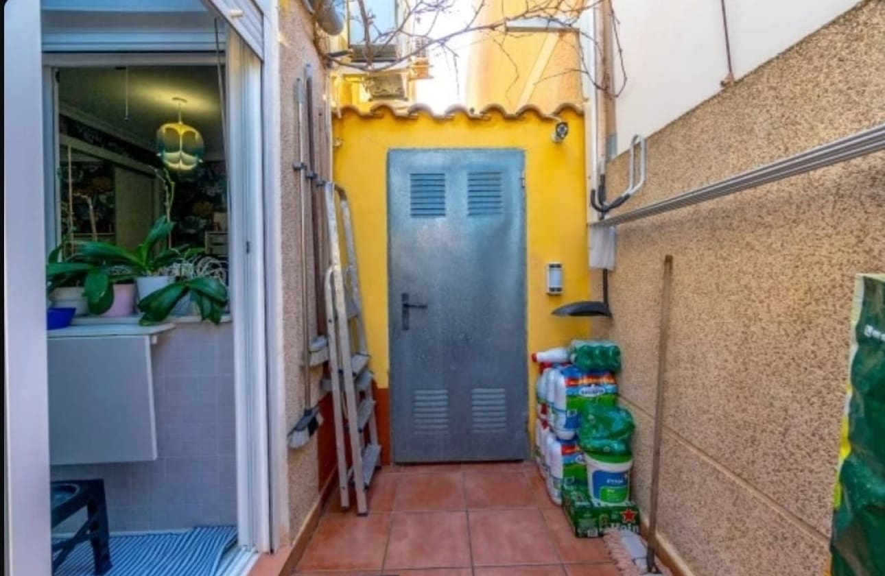 3 chambre Maison de Ville à vendre à Torrevieja avec piscine garage - 235 000 € (Ref: 9594560)