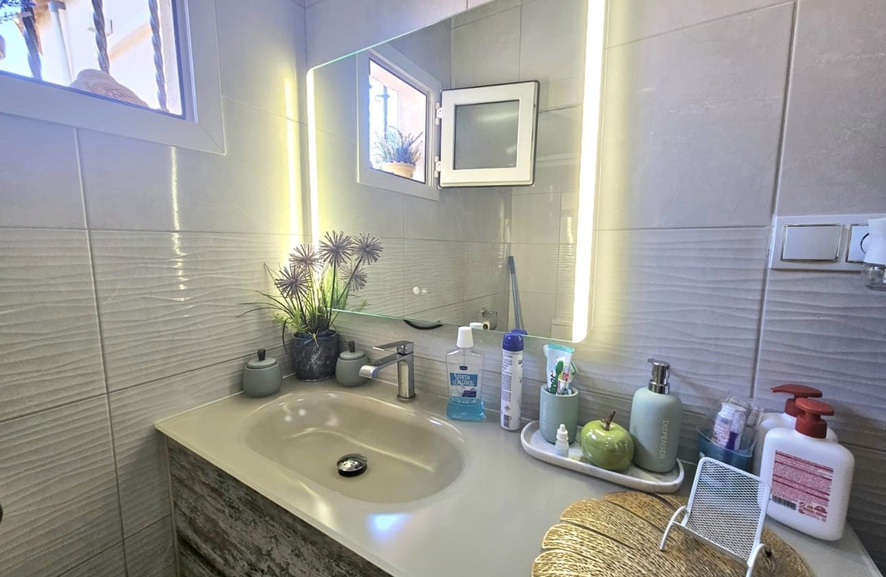 3 chambre Villa/Maison à vendre à La Mata avec garage - 495 000 € (Ref: 9594563)