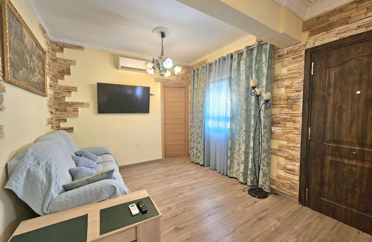 3 chambre Villa/Maison à vendre à La Mata avec garage - 495 000 € (Ref: 9594563)