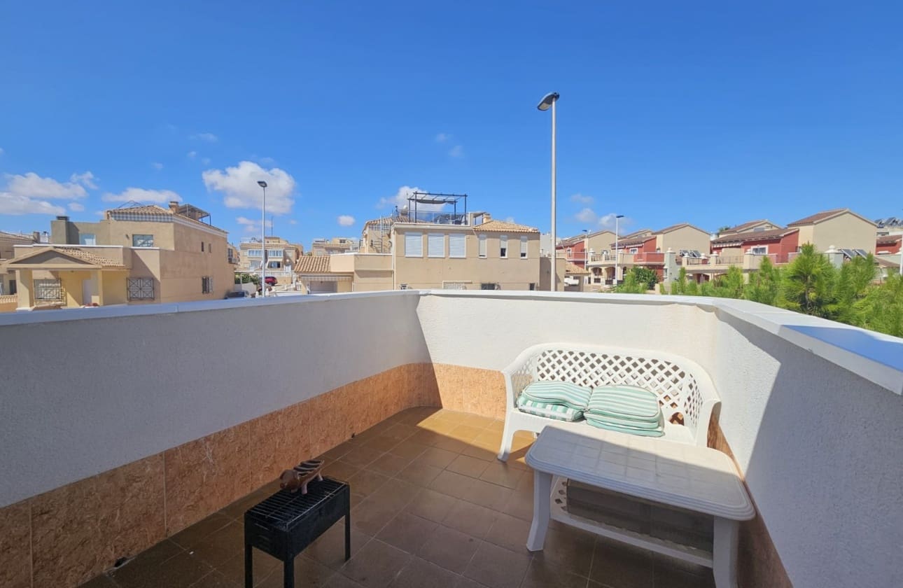 3 chambre Villa/Maison à vendre à La Mata avec garage - 495 000 € (Ref: 9594563)