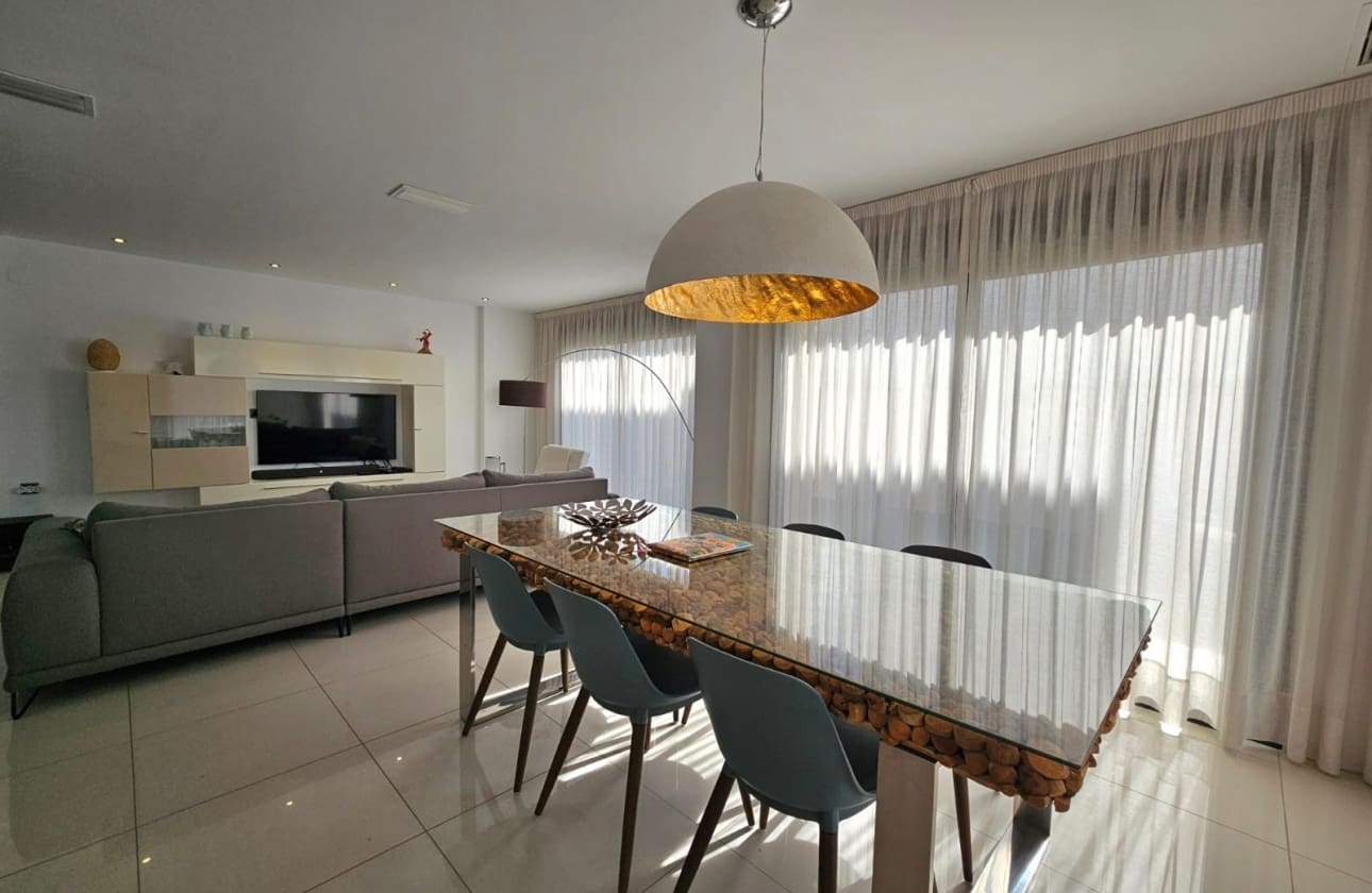 3 camera da letto Villa in vendita in Ciudad Quesada con piscina garage - 499.500 € (Rif: 9594564)