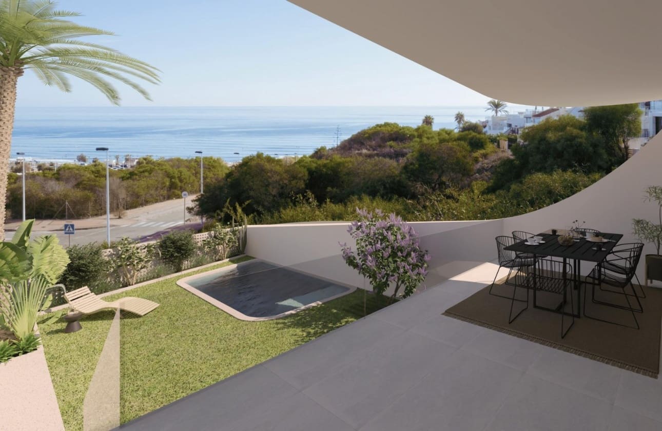 2 bedroom Bungalow for sale in Torrevieja with pool - € 550,000 (Ref: 9603221)