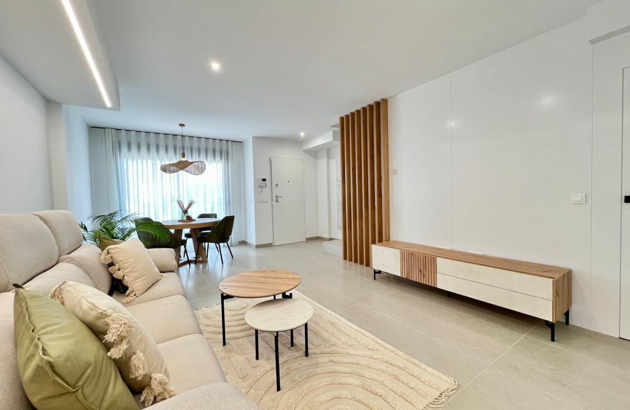 3 slaapkamer Villa te koop in Benferri - € 298.000 (Ref: 9606907)