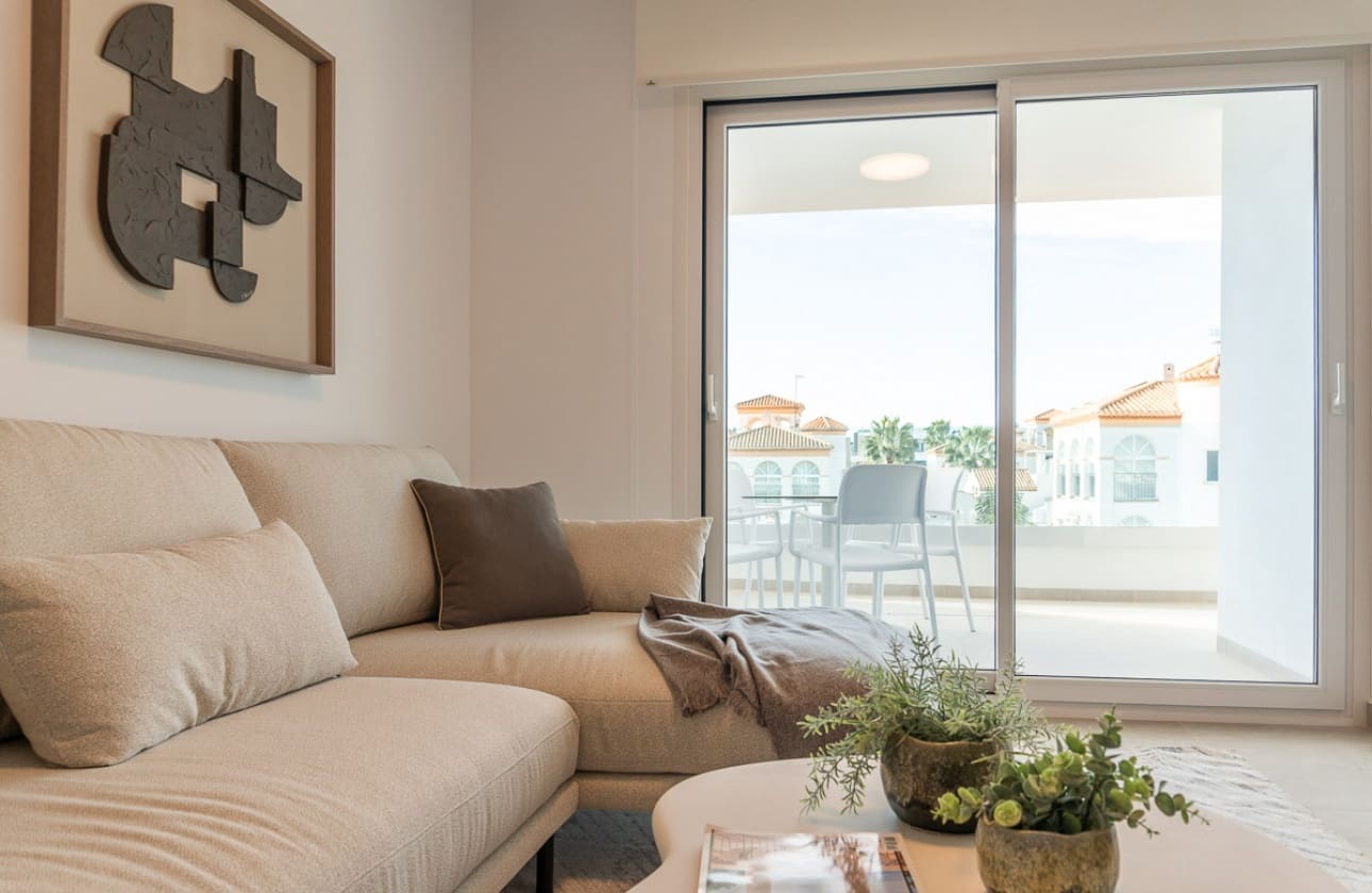 2 bedroom Apartment for sale in Playa Flamenca with pool - € 339,000 (Ref: 9606912)