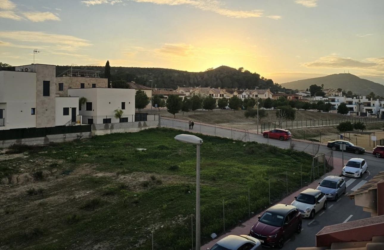 3 soveværelse Byhus til salg i Bigastro med swimmingpool - € 250.000 (Ref: 9606914)