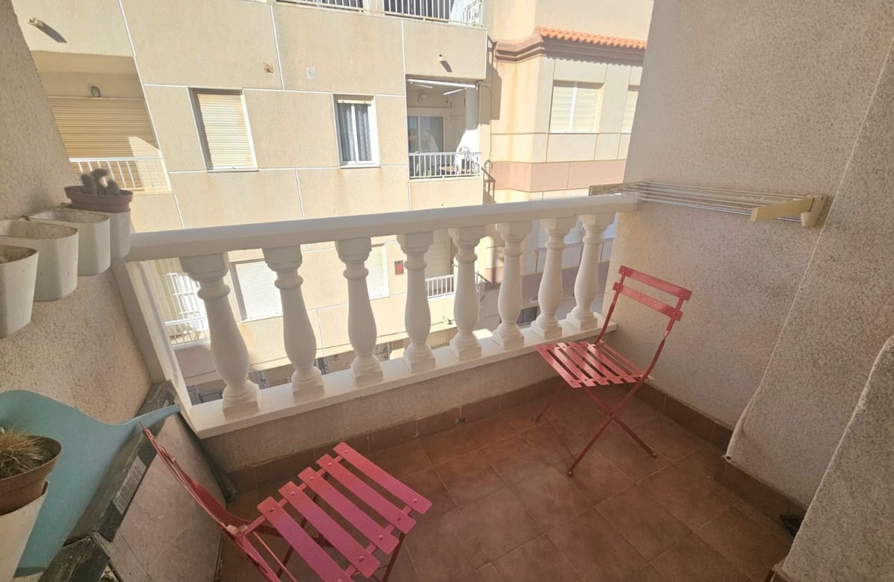 1 chambre Appartement de Plage à vendre à Torrevieja - 120 000 € (Ref: 9610003)